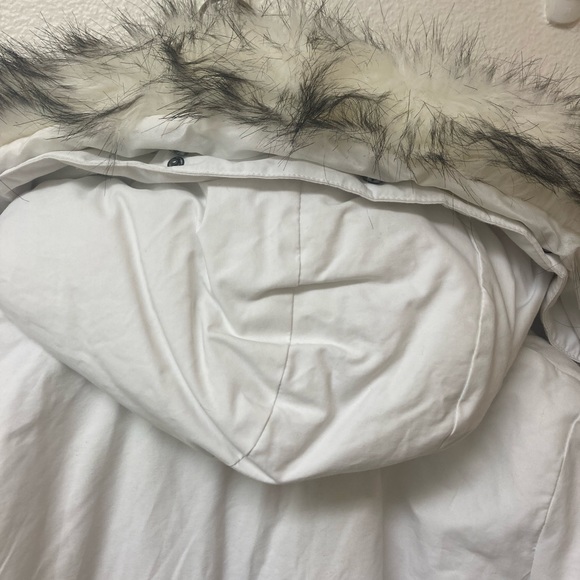 I MADISON Coat with Detachable Hood (XL) - Picture 6 of 11